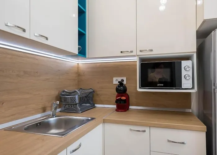 Labyrinth - Free Parking Space Included Apartament Warna