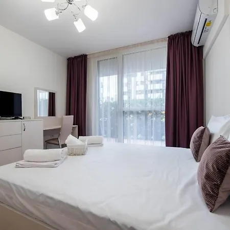 Labyrinth - Free Parking Space Included Apartament *